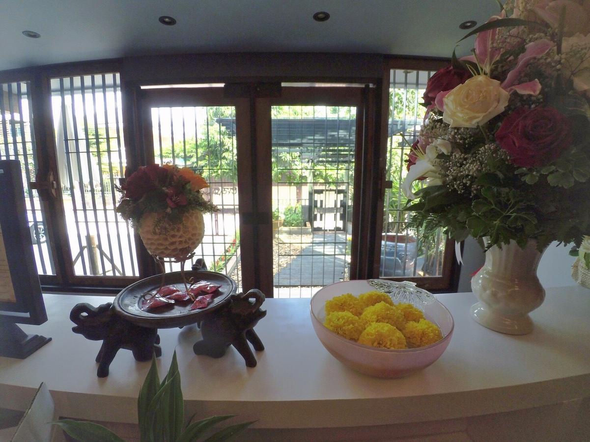 Na Siri Lake View Samut Prakan Exteriör bild
