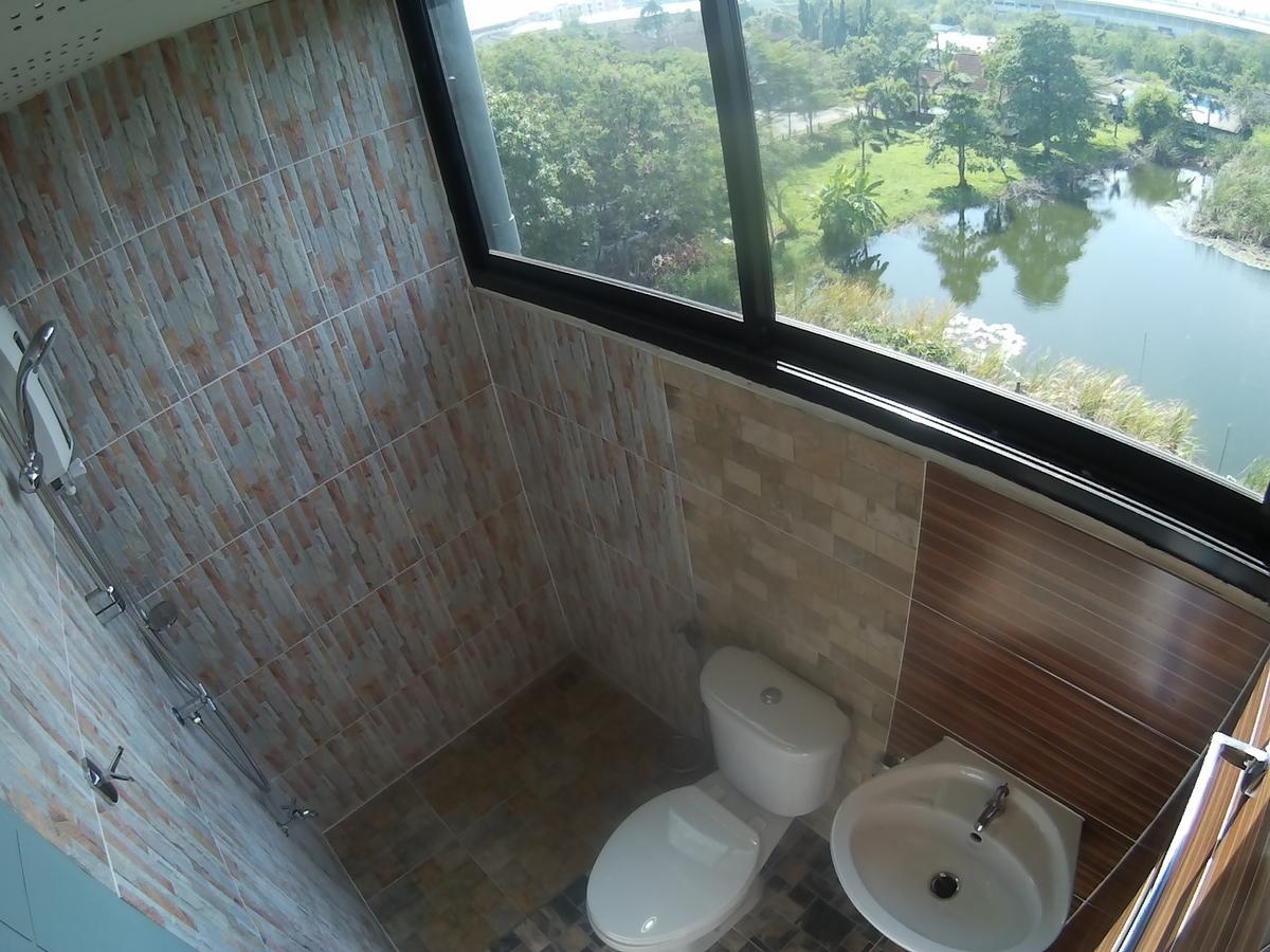 Na Siri Lake View Samut Prakan Exteriör bild
