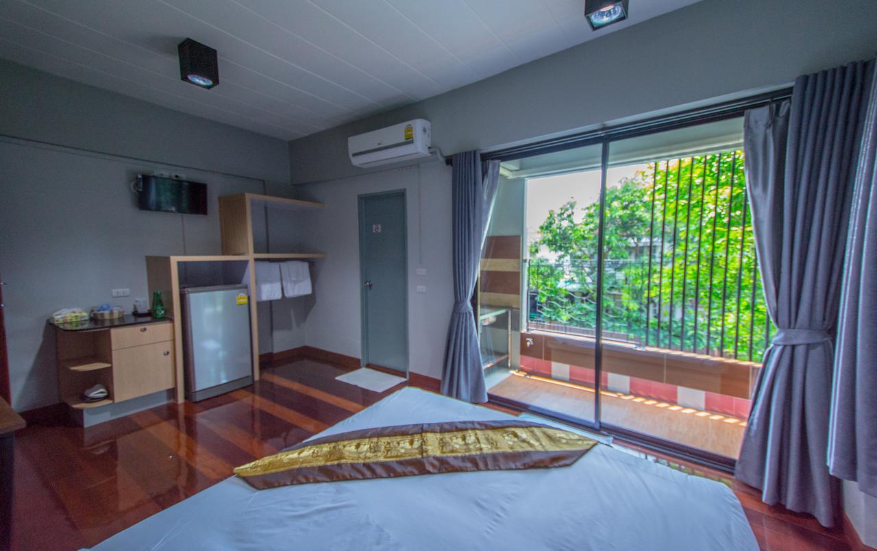 Na Siri Lake View Samut Prakan Exteriör bild